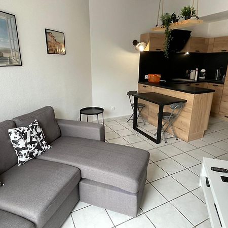 Villa 2 Etoiles Proche Plage Et Commerces Saint-Cyprien  Rom bilde